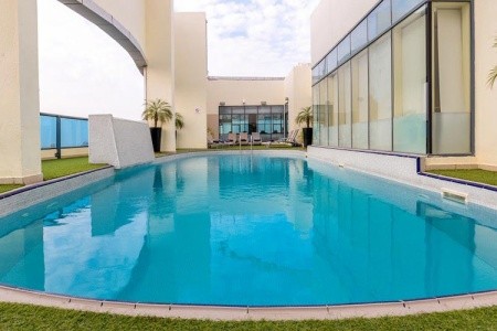 Spojené arabské emiráty Dubaj Auris First Central Hotel Suites 13 dňový pobyt Polpenzia Letecky Letisko: Praha august 2024 (10/08/24-22/08/24)