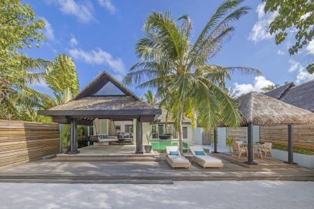 Maldivy Južný Atol Male Naladhu Maldives 10 dňový pobyt Polpenzia Letecky Letisko: Praha April 2026 (13/04/26-22/04/26)