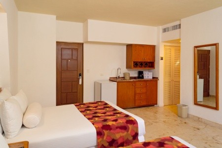 Sunset Fishermen Beach Resort - 28