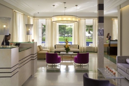 USA Florida Breakwater South Beach 7 dňový pobyt Raňajky Letecky Letisko: Praha June 2026 (30/06/26- 6/07/26)