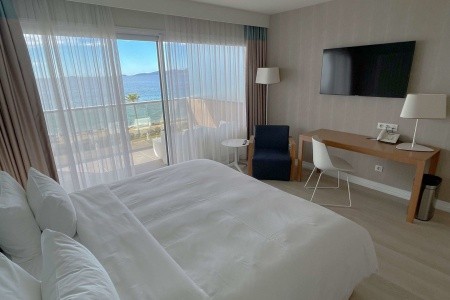 Radisson Blu Resort & Spa, Ajaccio Bay - 83