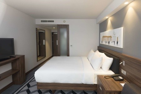 Hampton By Hilton Poznan Old Town - 19
