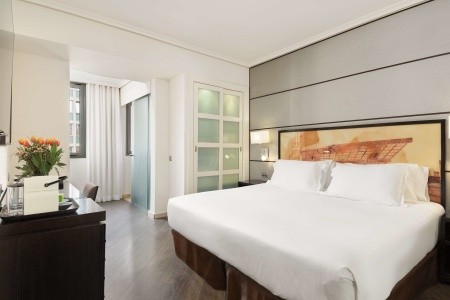 Španielsko Barcelona H10 Universitat 10 dňový pobyt Raňajky Letecky Letisko: Praha October 2025 (12/10/25-21/10/25)