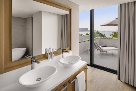 Spojené arabské emiráty Ras Al Khaimah Mövenpick Resort Marjan Island (Ras Al Khaimah) 8 dňový pobyt Raňajky Letecky Letisko: Praha June 2025 ( 8/06/25-15/06/25)