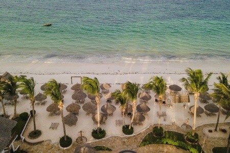 Ze Zanzibaru na safari + pobyt v Hotel Waridi Beach Resort and SPA