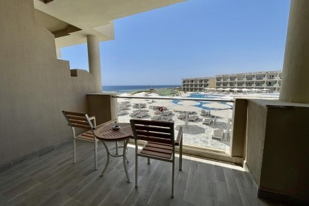 Sirena Beach Resort & Spa - 9