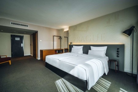 Česká republika Praha a okolie Pentahotel Prague 6 dňový pobyt Raňajky Vlastná October 2026 ( 1/10/26- 6/10/26)