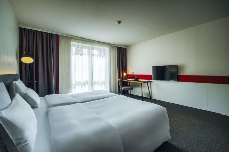 Česká republika Praha a okolie Pentahotel Prague 6 dňový pobyt Raňajky Vlastná October 2026 ( 1/10/26- 6/10/26)