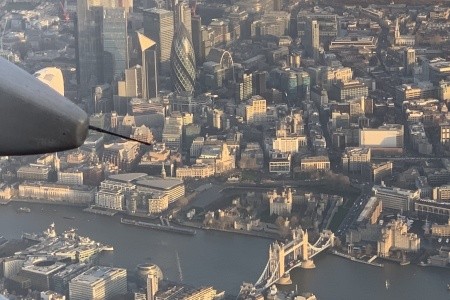 Paříž a Londýn, Paříž a Londýn - 25