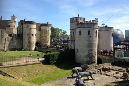 Paříž a Londýn, Paříž a Londýn - 32