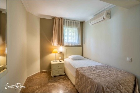 Emelda Sun Club - 25