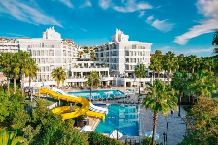 Royal Atlantis Beach - 16