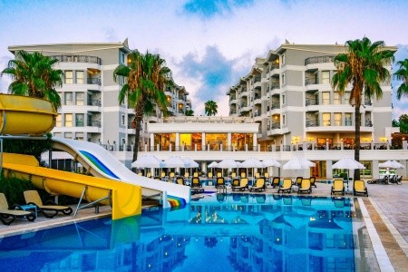 Royal Atlantis Beach - 18