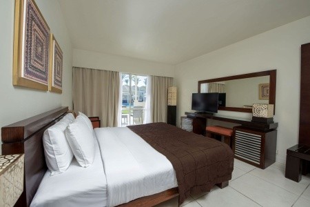 Egypt Sharm El Sheikh Reef Oasis Beach Resort 8 dňový pobyt All Inclusive Letecky Letisko: Praha August 2026 (11/08/26-18/08/26)