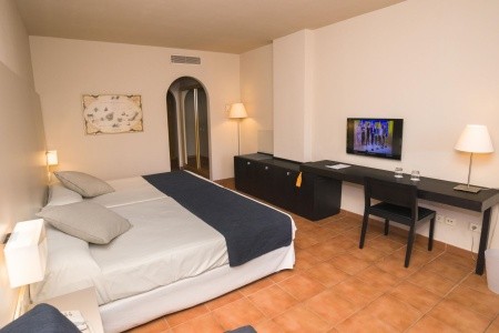 Kanárske ostrovy Tenerife Best Jacaranda 15 dňový pobyt Raňajky Letecky Letisko: Viedeň October 2025 ( 5/10/25-19/10/25)