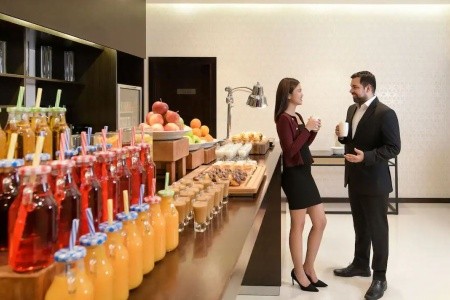 Spojené arabské emiráty Dubaj Hyatt Place Dubai Al Rigga Residences 8 dňový pobyt Polpenzia Letecky Letisko: Praha April 2026 (20/04/26-27/04/26)