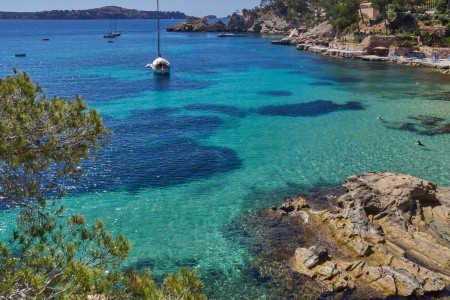 Španielsko Mallorca Petit Cala Fornells 12 dňový pobyt Raňajky Letecky Letisko: Praha August 2025 (27/08/25- 7/09/25)