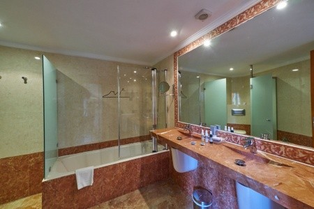 Španielsko Mallorca Petit Cala Fornells 12 dňový pobyt Raňajky Letecky Letisko: Praha August 2025 (27/08/25- 7/09/25)