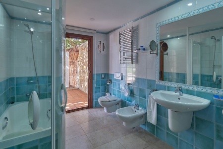 Španielsko Mallorca Petit Cala Fornells 12 dňový pobyt Raňajky Letecky Letisko: Praha August 2025 (27/08/25- 7/09/25)