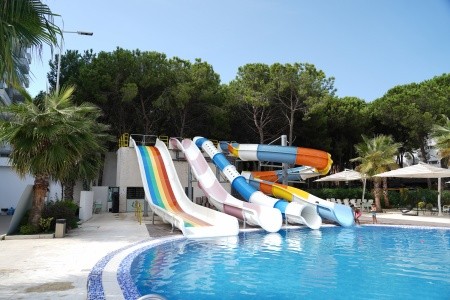 Albánsko Durrës Henry Resort 8 dňový pobyt All Inclusive Letecky Letisko: Brno July 2026 ( 7/07/26-14/07/26)