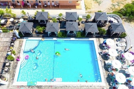 Coralli Apartments & Studios