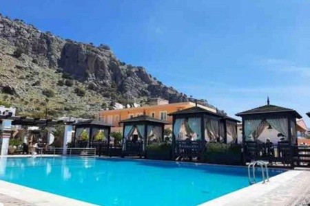 Coralli Apartments & Studios