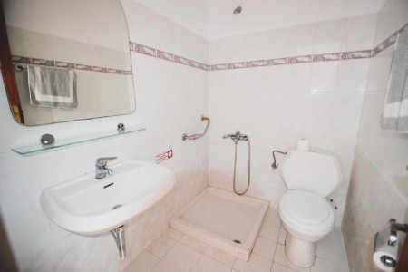Coralli Apartments & Studios