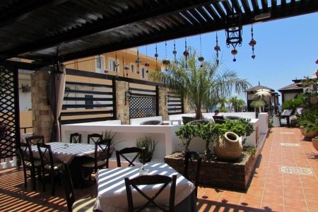Coralli Apartments & Studios