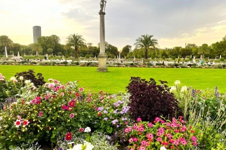 Tajemství Paříže a Versailles - 64