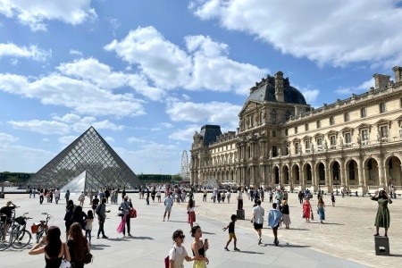 Tajemství Paříže a Versailles - 87