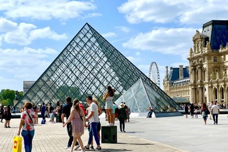 Tajemství Paříže a Versailles - 93