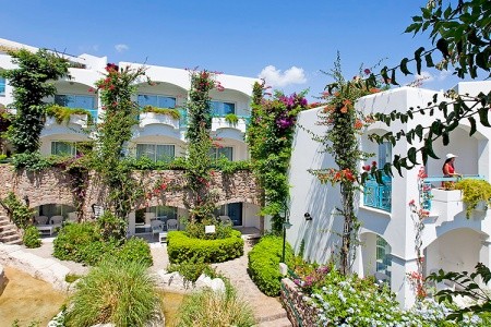 Turecko Bodrum Royal Asarlik Beach 15 dňový pobyt Ultra All inclusive Letecky Letisko: Praha August 2025 (19/08/25- 2/09/25)