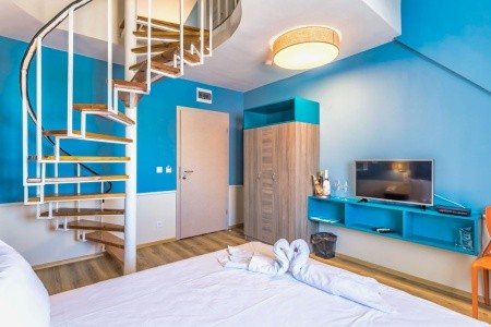 Boulevard Boutique - 11