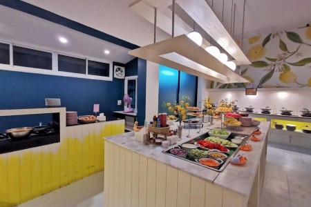 Thajsko Phuket The Melody Phuket 8 dňový pobyt Raňajky Letecky Letisko: Praha December 2026 (22/12/26-29/12/26)