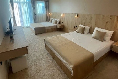 Čierna Hora  El Mar (Kruče) 8 dňový pobyt Polpenzia Letecky Letisko: Viedeň August 2025 (29/08/25- 5/09/25)