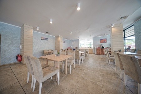 Bulharsko Prímorsko Cinema 4 dňový pobyt Polpenzia Letecky Letisko: Praha August 2026 (10/08/26-13/08/26)