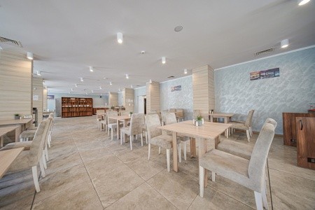 Bulharsko Prímorsko Cinema 4 dňový pobyt Polpenzia Letecky Letisko: Praha August 2026 (10/08/26-13/08/26)