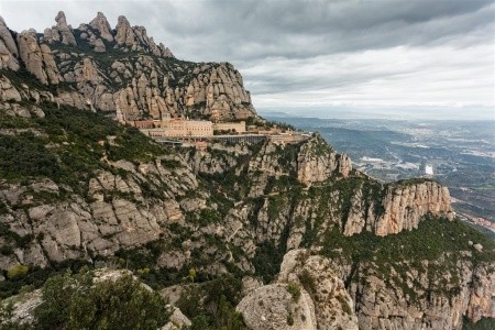 BARCELONA MONTSERRAT A GIRONA s pobytem u moře - 17
