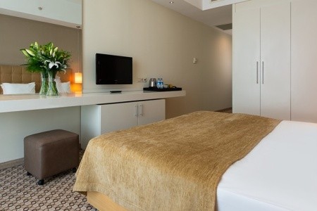 Turecko Antalya Crystal Centro Resort 12 dňový pobyt All Inclusive Letecky Letisko: Bratislava July 2026 (24/07/26- 4/08/26)