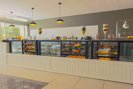 Turecko Antalya Crystal Centro Resort 12 dňový pobyt All Inclusive Letecky Letisko: Bratislava July 2026 (24/07/26- 4/08/26)