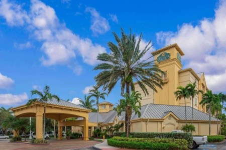 USA Miami La Quinta Inn & Suites Miami Airport West 14 dňový pobyt Raňajky Letecky Letisko: Praha October 2025 (24/10/25- 6/11/25)