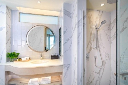 Thajsko Pattaya Amari Ocean 11 dňový pobyt Polpenzia Letecky Letisko: Viedeň November 2025 (26/11/25- 6/12/25)