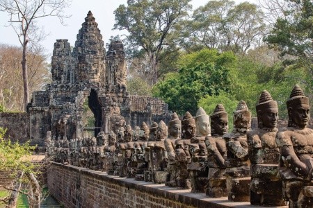 Tajuplný Angkor Wat s odpočinkom na plážach v Thajsku - 33