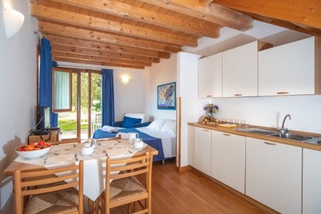 Taliansko Lago di Garda Romeo 8 dňový pobyt Polpenzia Vlastná October 2025 ( 7/10/25-14/10/25)