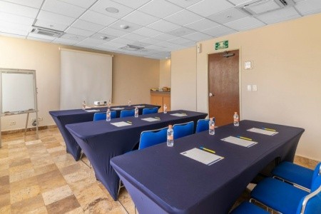 Mexiko Cancún City Express 9 dňový pobyt Raňajky Letecky Letisko: Praha December 2025 (19/12/25-27/12/25)