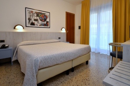 Hotel & Aparthotel Olimpia - 18