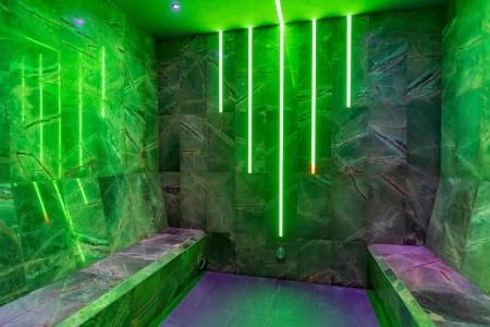 Slovensko Východné Slovensko Aquacity Seasons 8 dňový pobyt Raňajky Vlastná February 2026 (13/02/26-20/02/26)