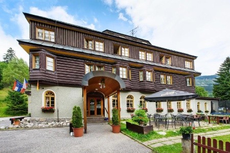 Alpský Hotel