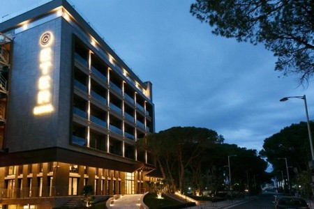 Albánie, Durrës, Eter, za <span>40.590</span> Kč