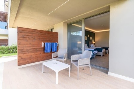 Almyros Beach Resort & Spa - 16